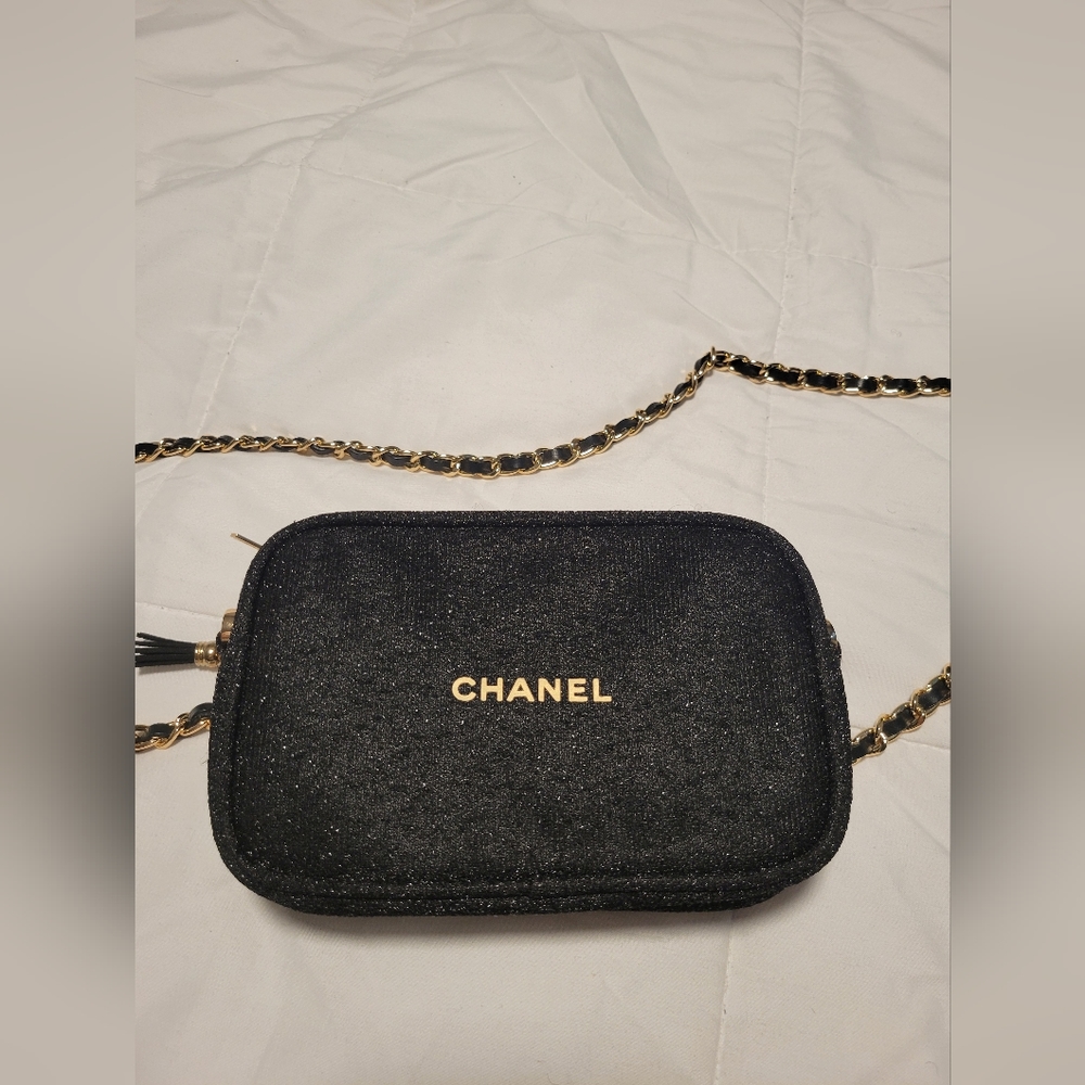 Chanel makeup pouch crossbody